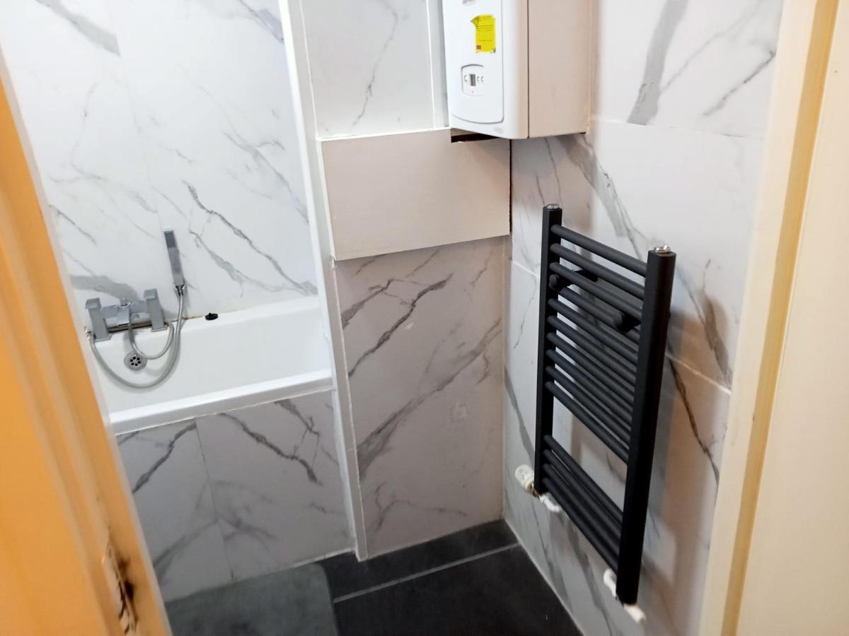 Studio Apartment In London, Bethnal Green Buitenkant foto