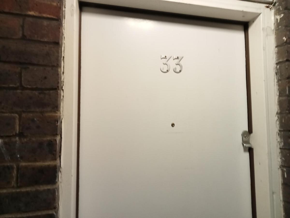 Studio Apartment In London, Bethnal Green Buitenkant foto
