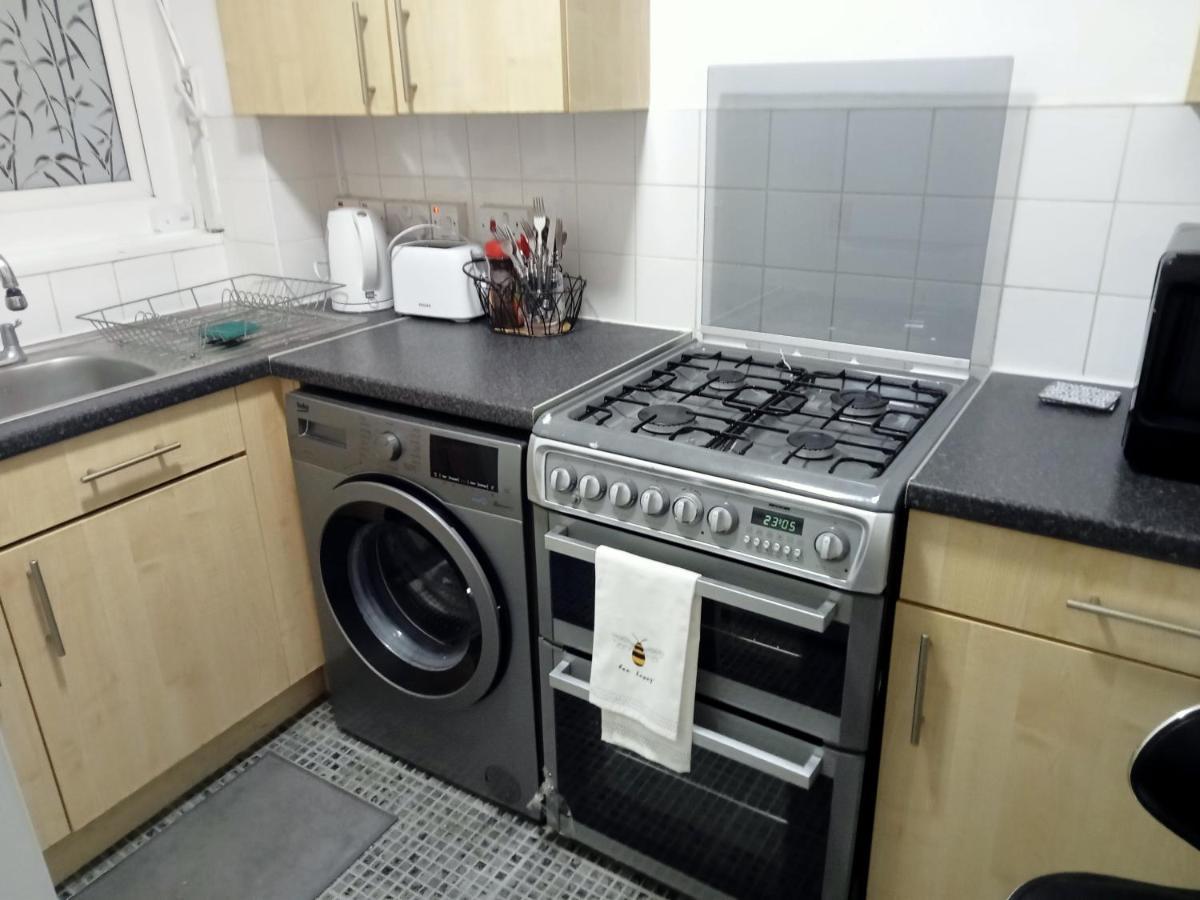 Studio Apartment In London, Bethnal Green Buitenkant foto