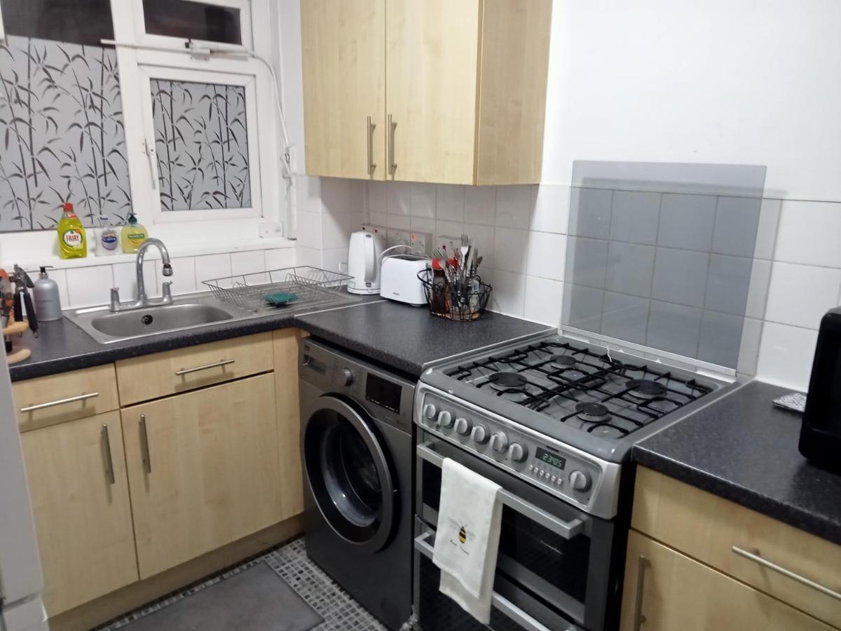Studio Apartment In London, Bethnal Green Buitenkant foto